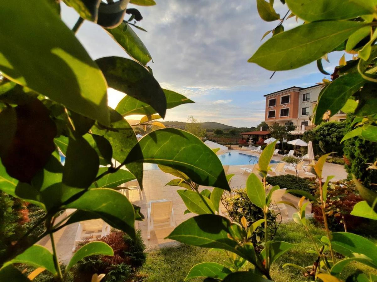 Lilia Apartments Каваци, Созопол Luaran gambar